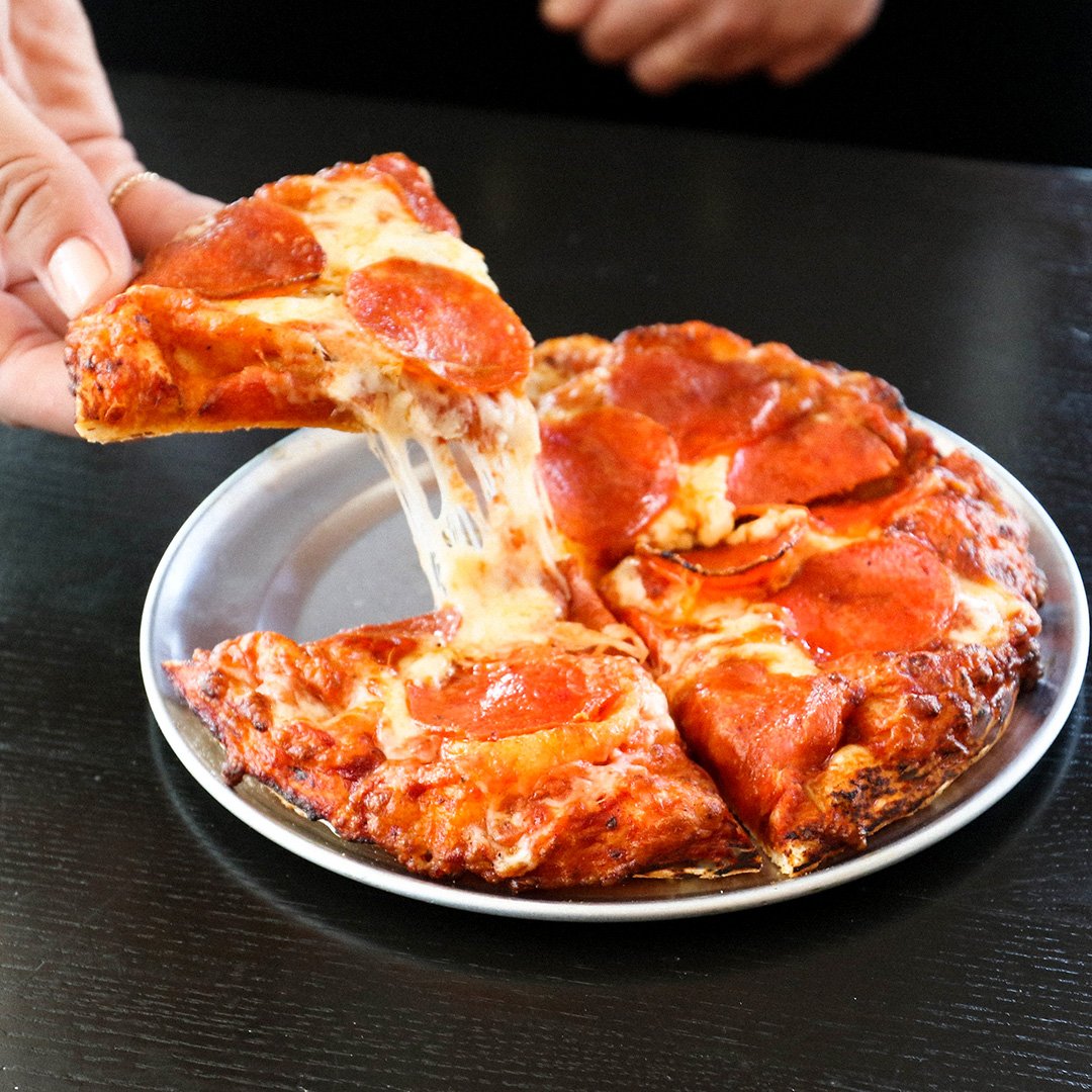 Spectacular Ideas Of Round Table Pizza Oakland Concept Turtaras