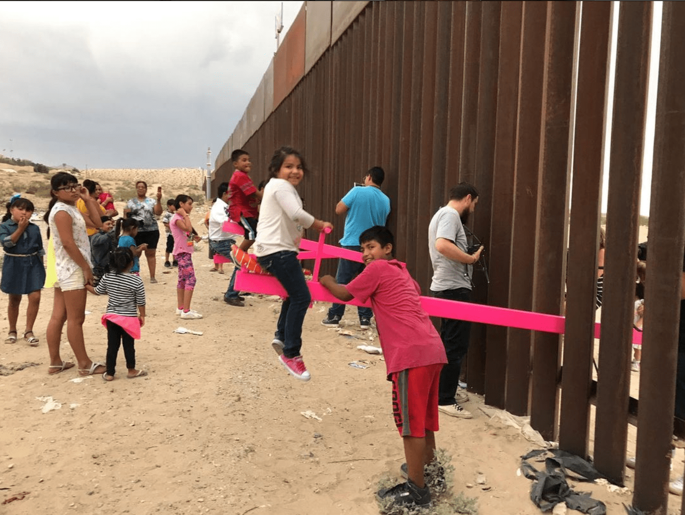 Pink Seesaws on US Border Wall Win Top Design Award