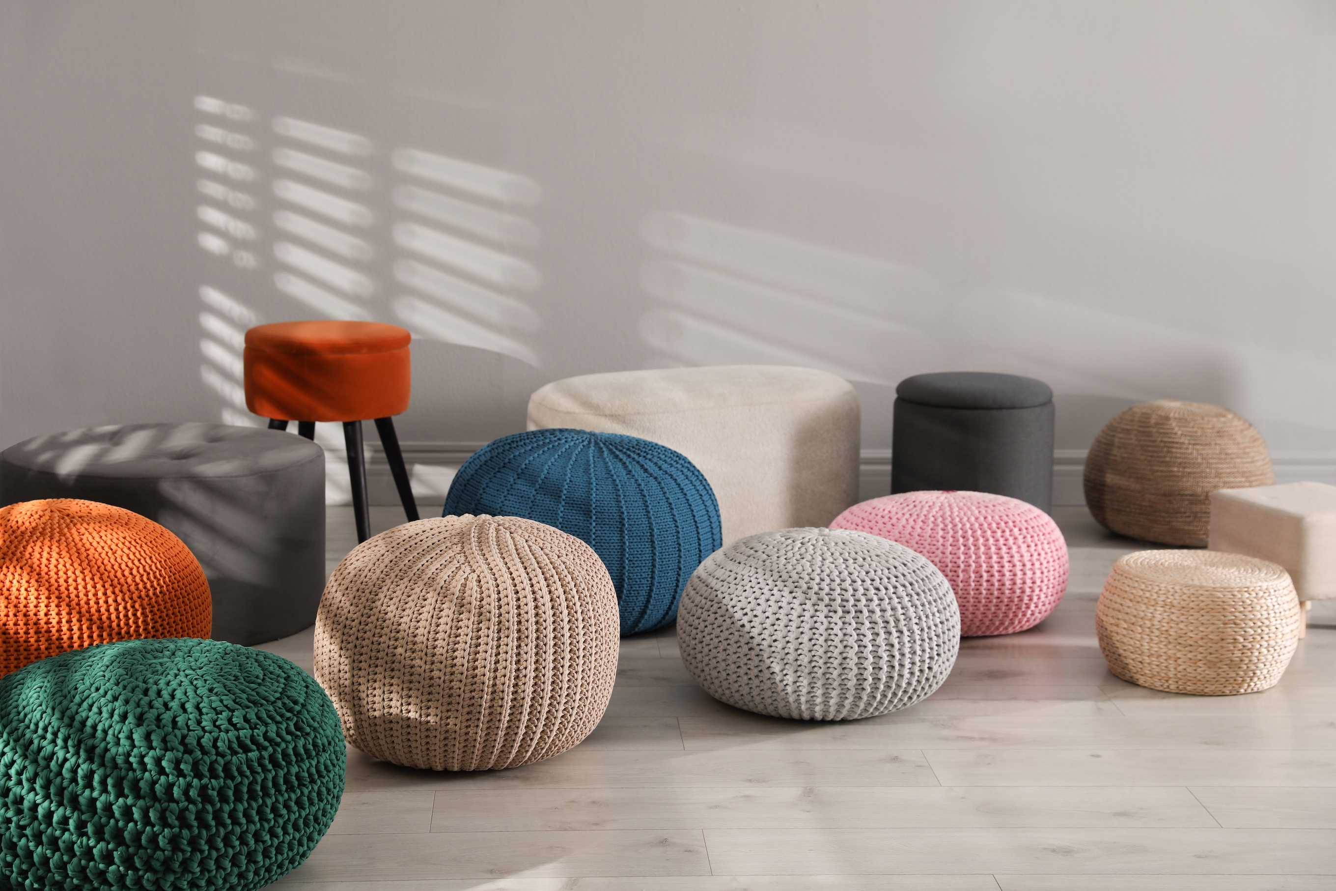 Comment intégrer des poufs dans votre décoration intérieure conseils