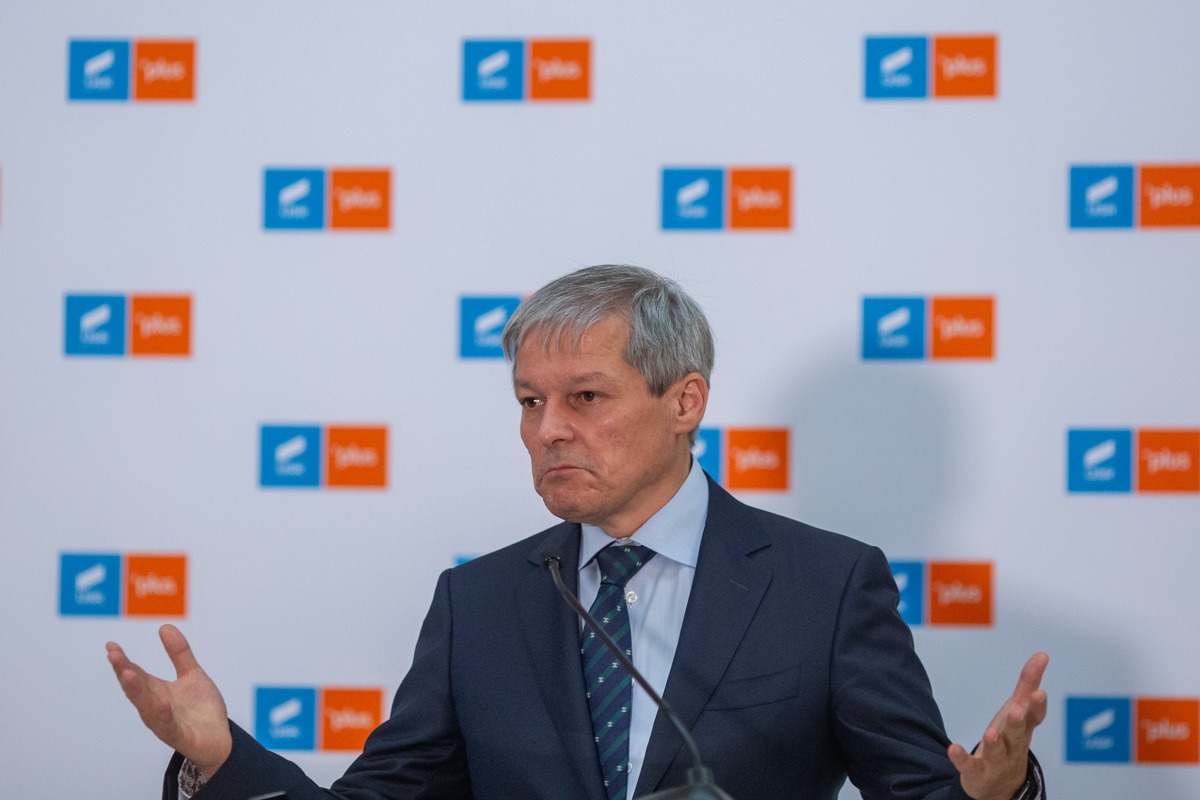 CioloÈ MizeazÄ SÄ Èi TreacÄ Guvernul Prin Parlament Èi Pe Social DemocraÈii Care S Au PronunÈat Pentru Alegeri Anticipate Èi Psd Este De Acord CÄ Aceste Alegeri Nu Pot Fi Organizate Imediat Noi Oferim Un Guvern Pe MasÄ