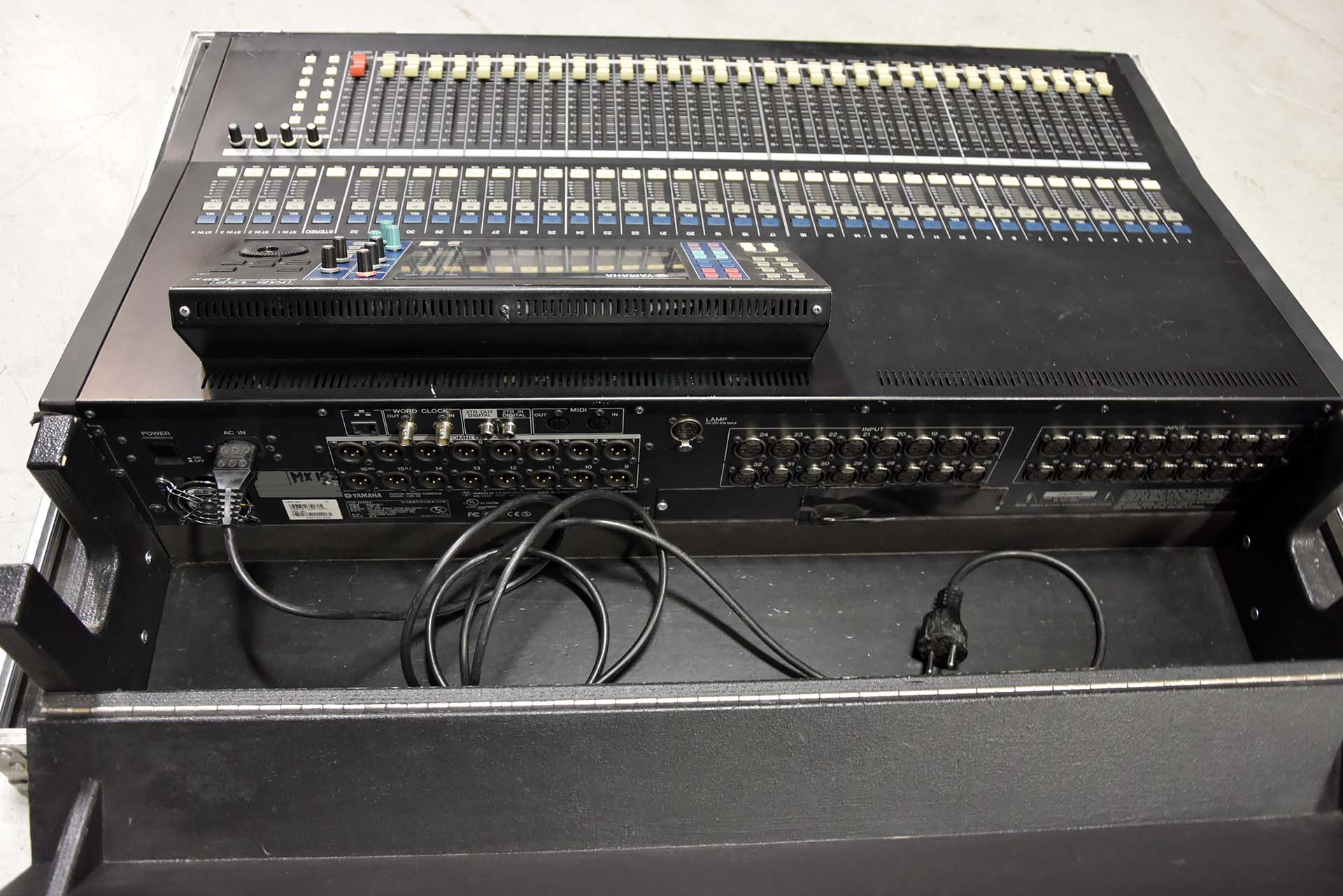 Yamaha LS932 Digital Mixer Buy from Gearwise Used AV
