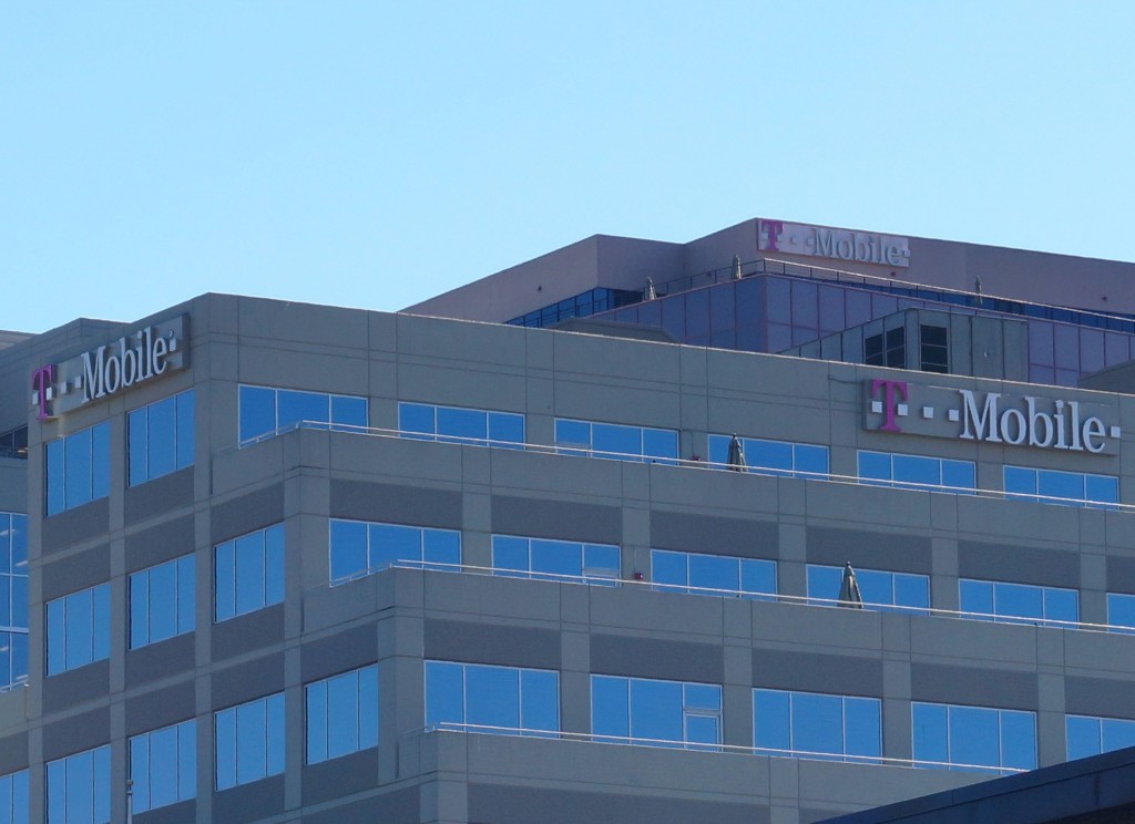 Scorecard TMobile tops Sprint, Verizon and AT&T in growth, again