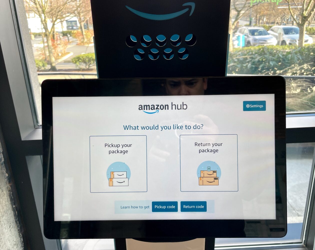 Amazon shuts down last remaining Fresh Pickup location in Seattle, but