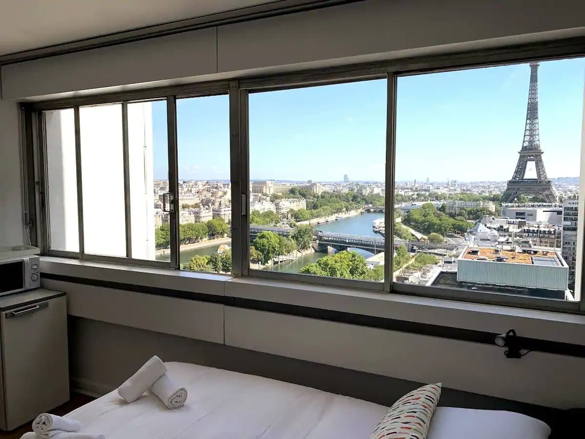 Les 11 meilleures locations Airbnb avec vue sur la Tour Eiffel