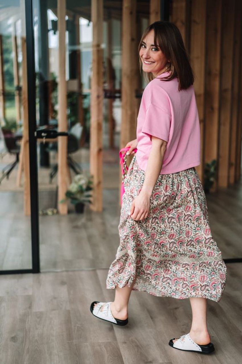 ANGELA JUPE PRÊTÀPORTER MAISON HOTEL BEIGE FEMMES Germaine Collard