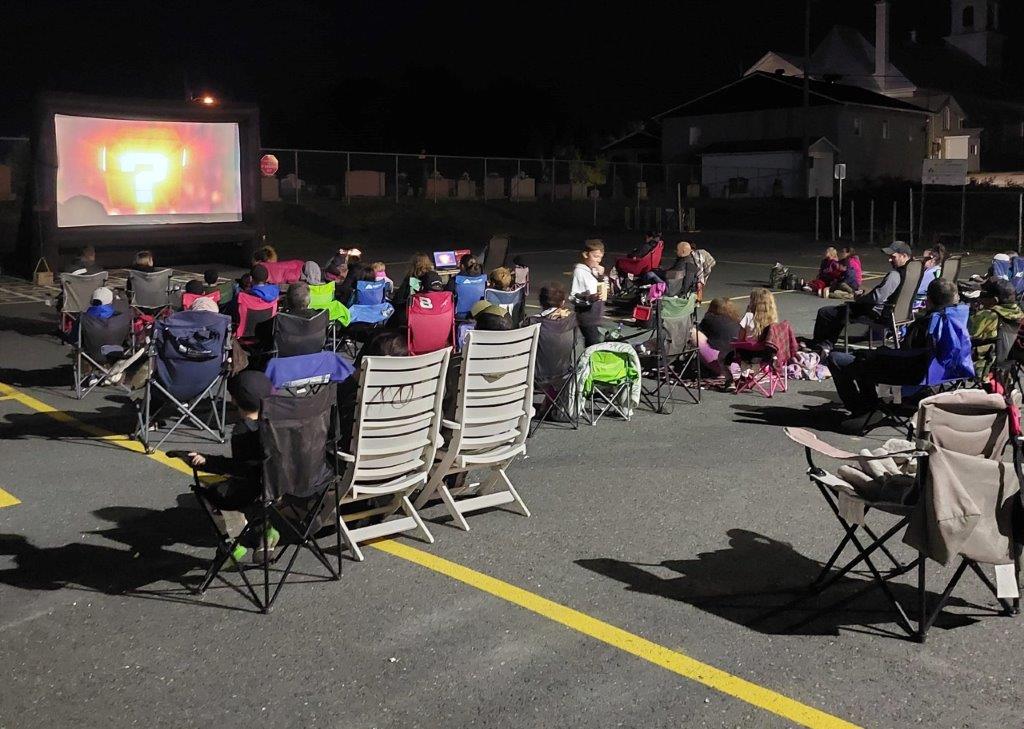 Cinéma extérieur Municipalité de SainteRosedeWatford