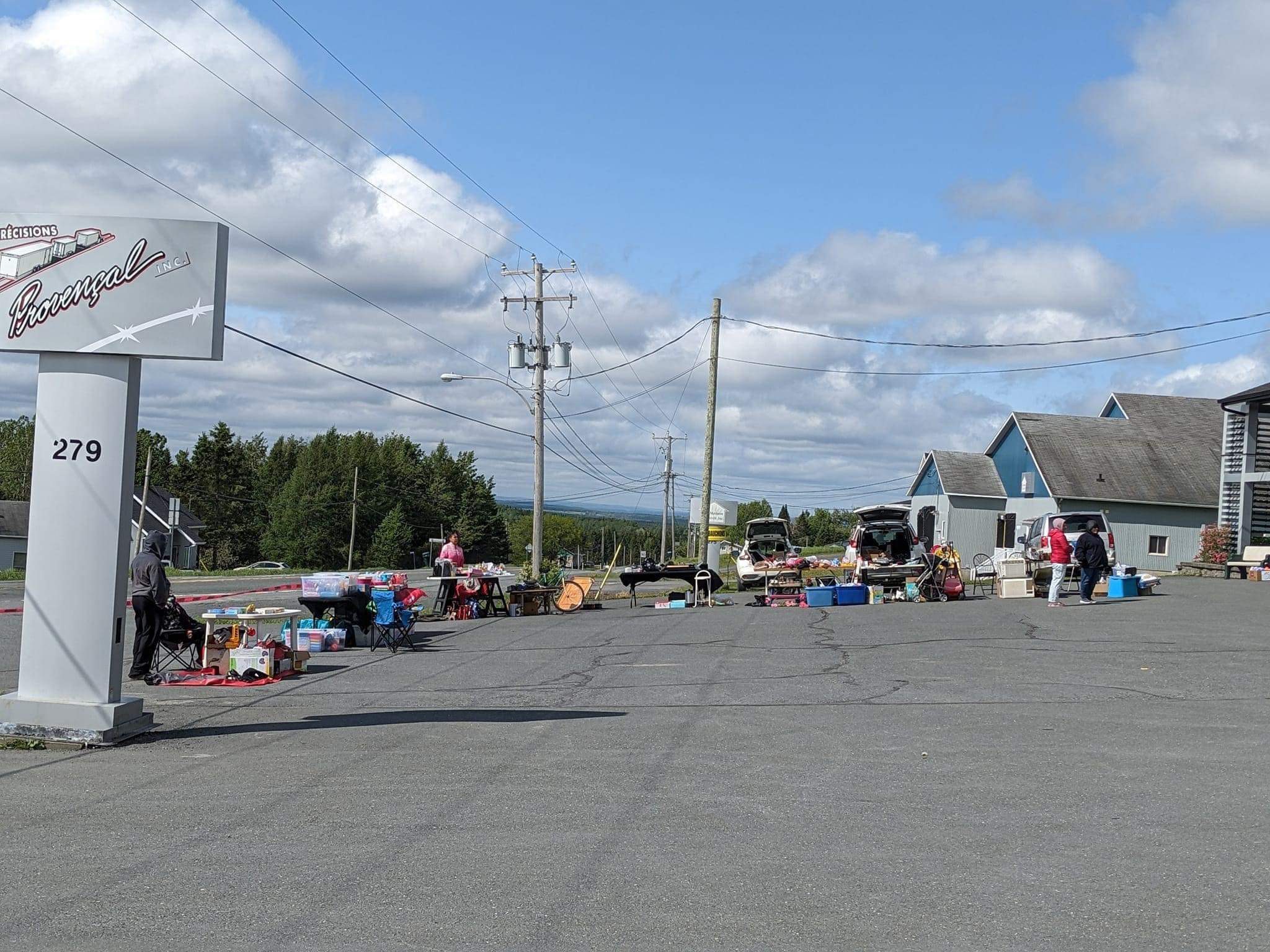 Marché aux puces Municipalité de SainteRosedeWatford