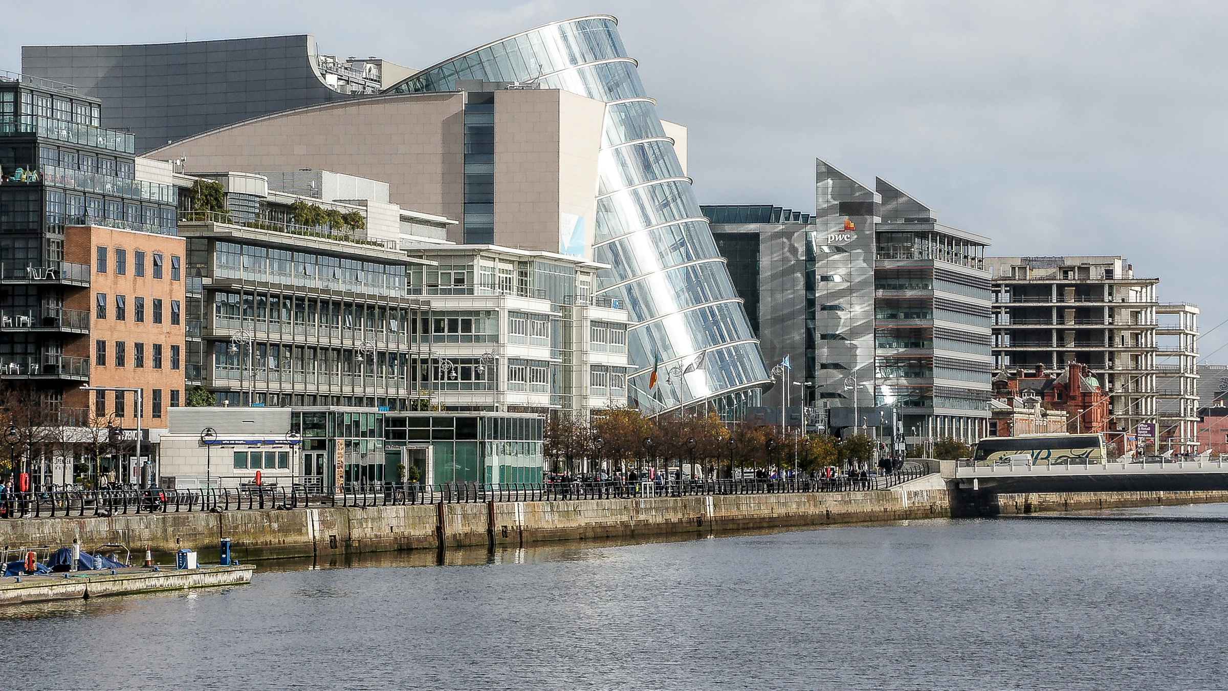 Dublin Docklands Dublin Bestill billetter og turer GetYourGuide