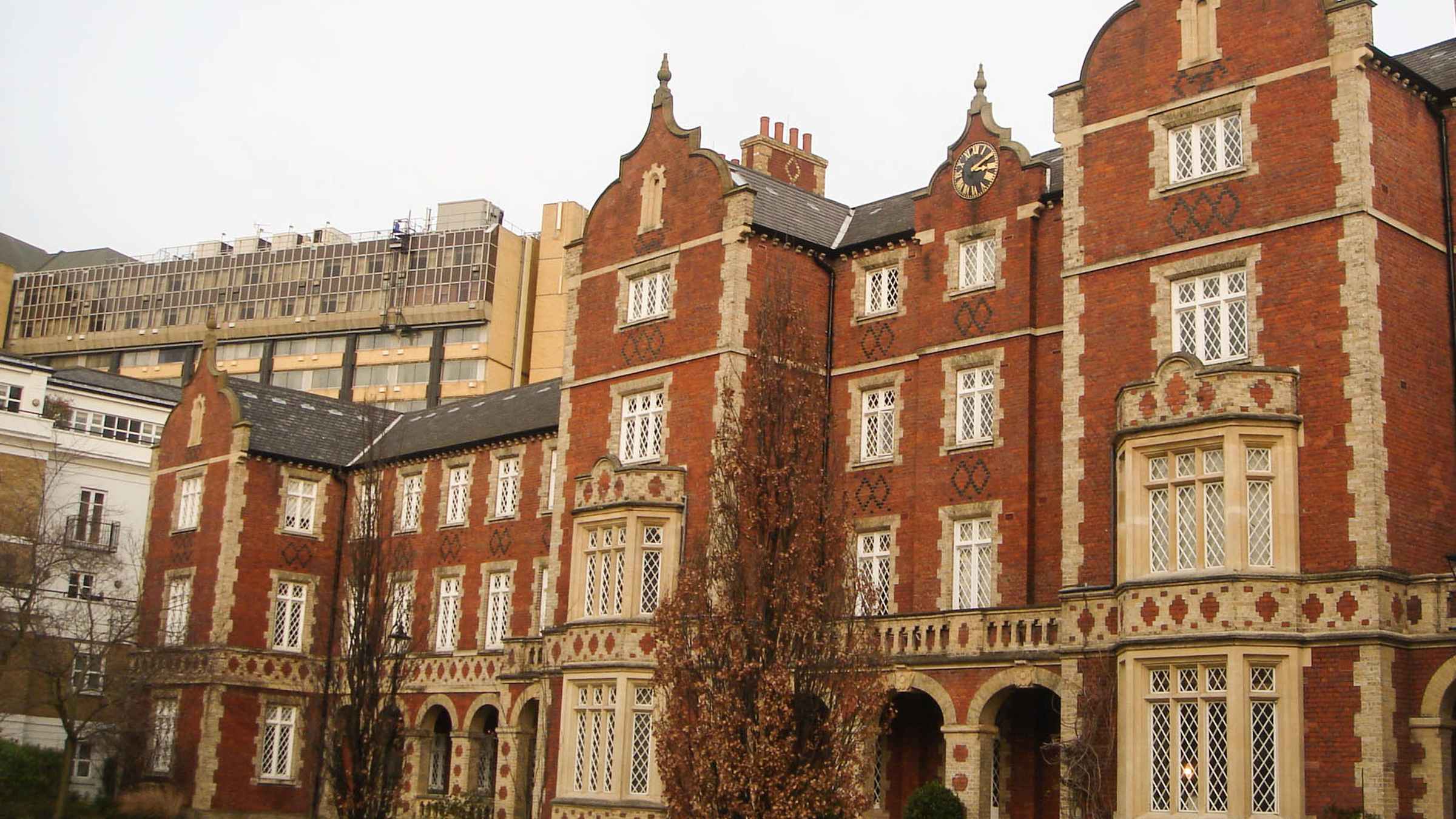 Kensington, London Book Tickets & Tours GetYourGuide