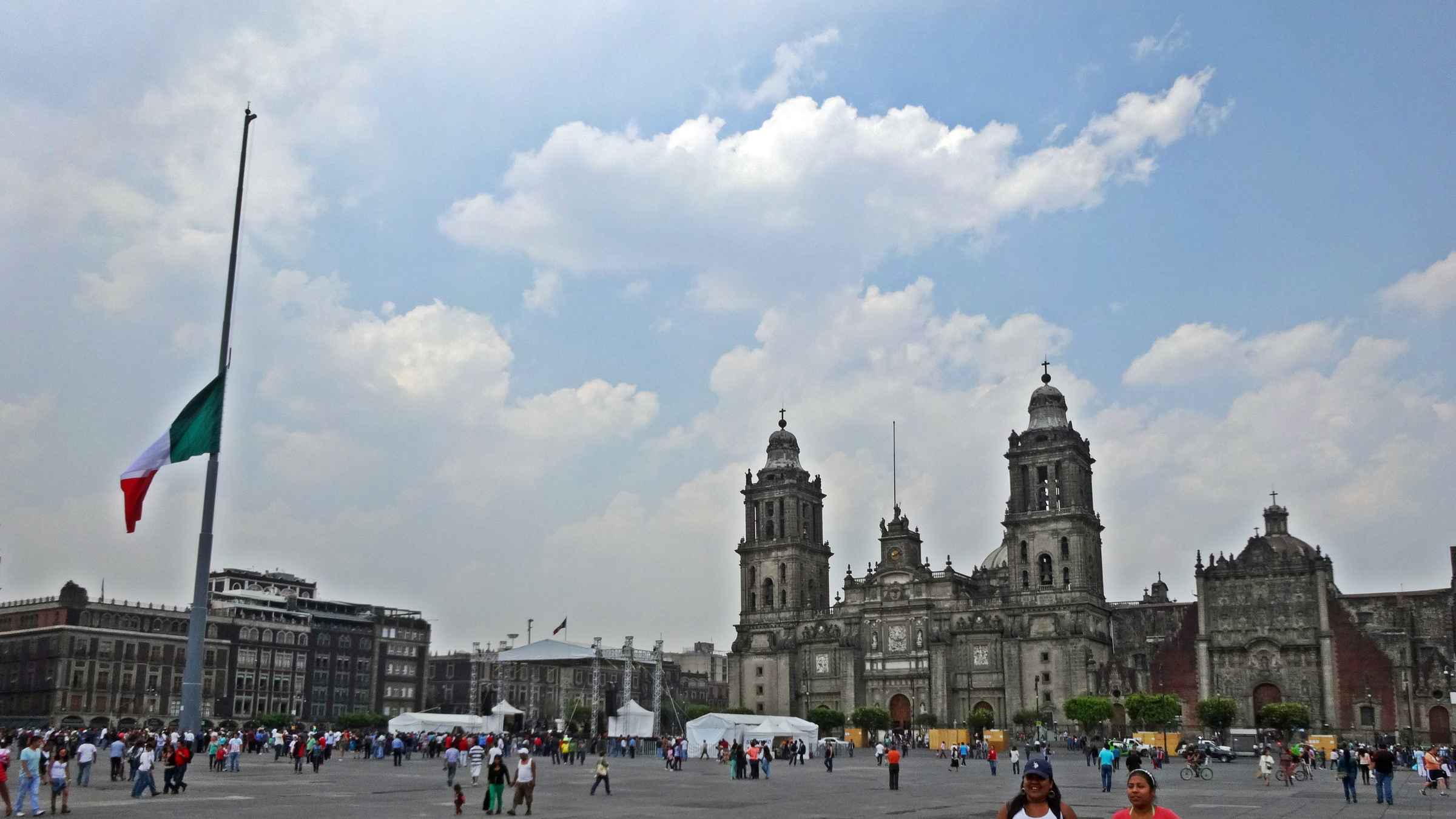 Plaza Central, Mexico City Book Tickets & Tours GetYourGuide