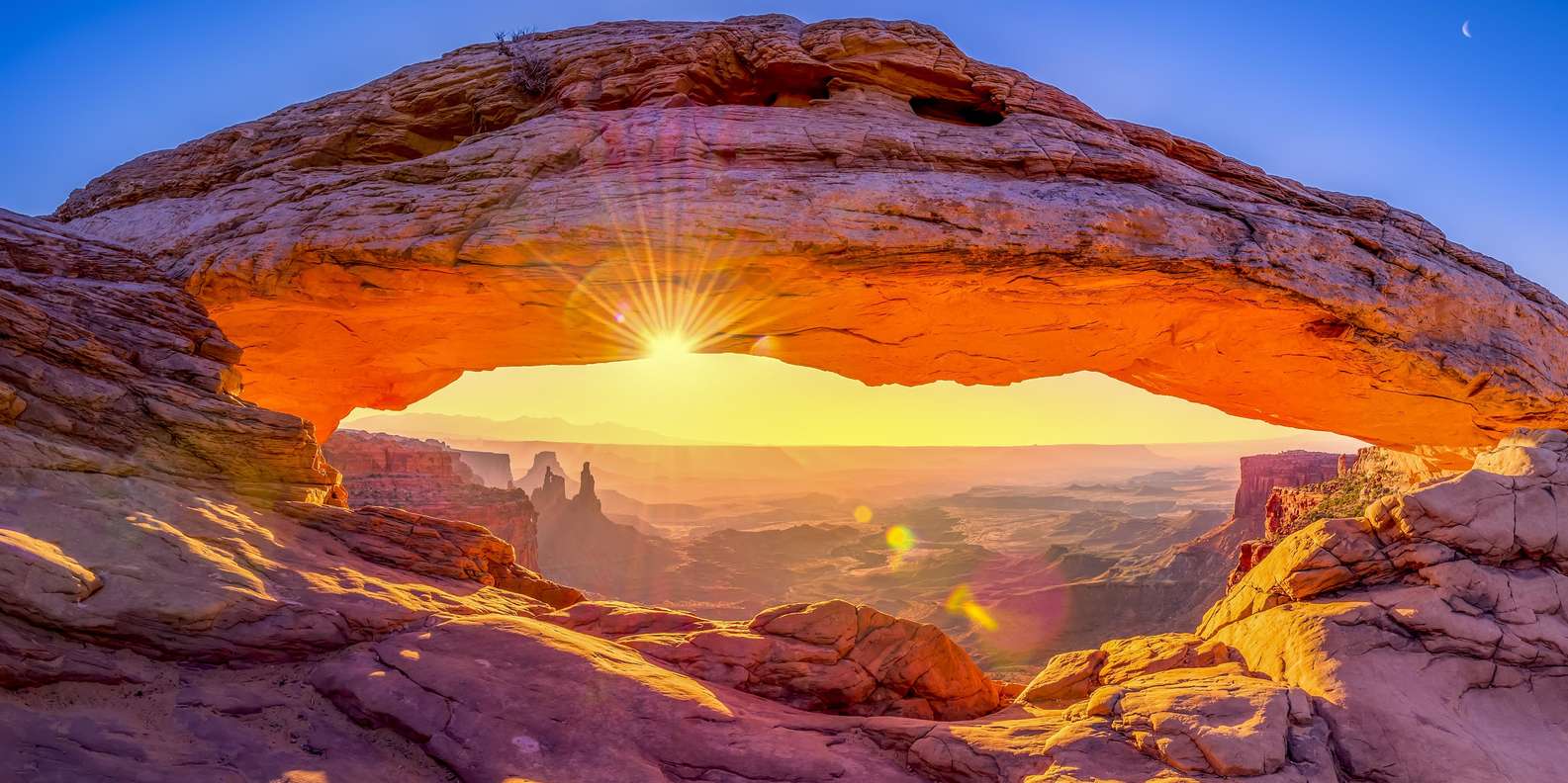 The BEST Mesa Arch Sunset tours 2023 FREE Cancellation GetYourGuide