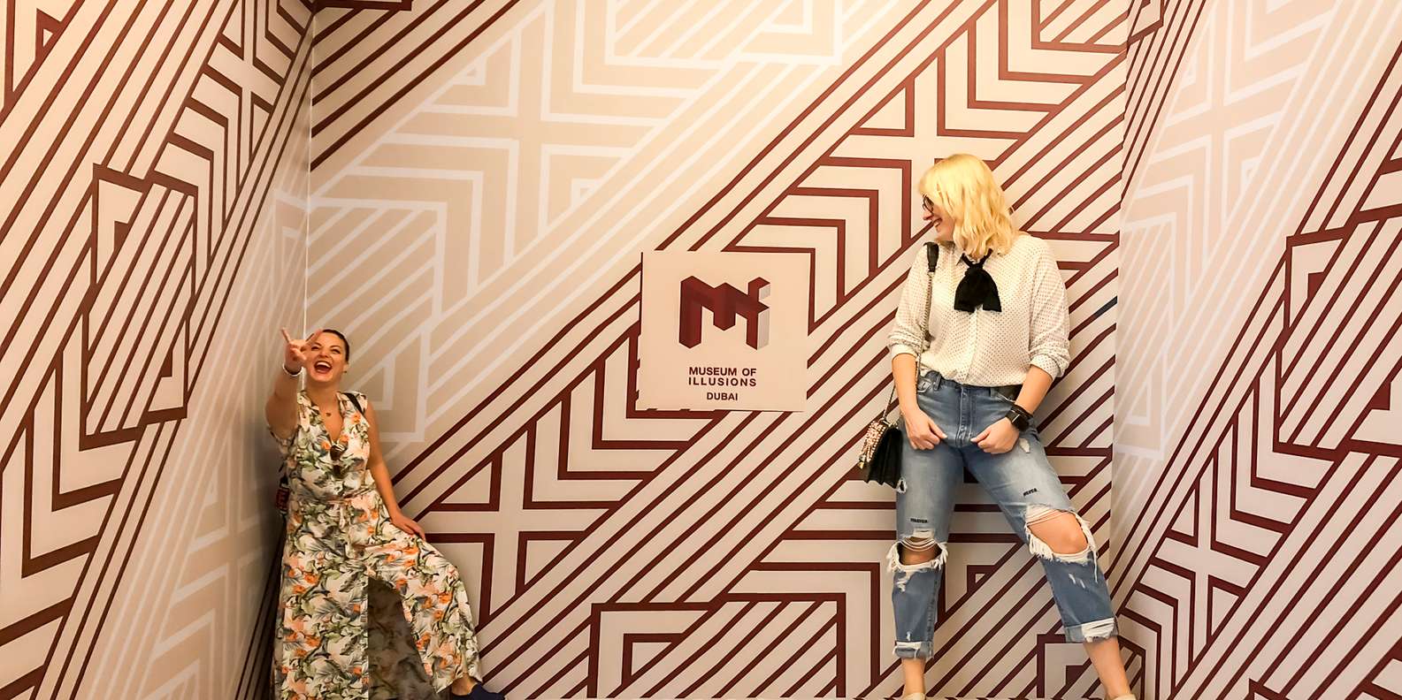 The BEST Museum Of Illusions, Dubai Sightseeing 2023 FREE