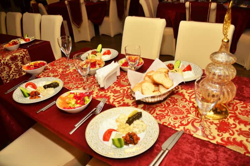 Istanbul Luksusbådtur med Bosphorusmiddag og