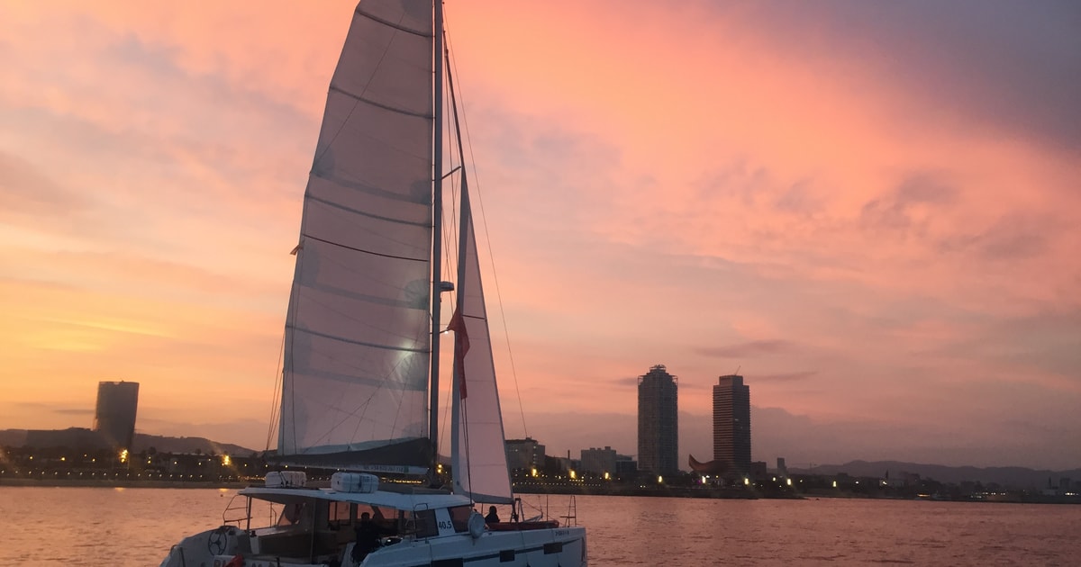 Barcelone croisière au coucher du soleil GetYourGuide