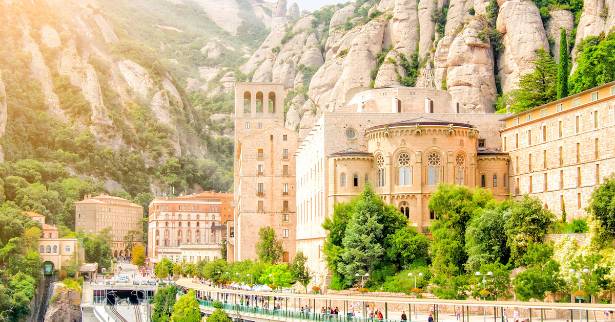 Ab Barcelona Halbtagestour nach Montserrat mit Führung GetYourGuide