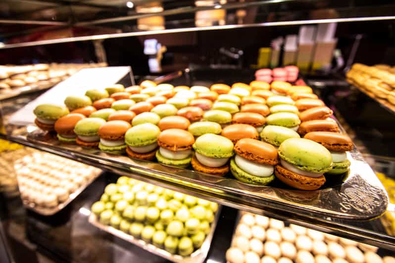 Geneva Chocolate Tasting and Traditions Walking Tour GetYourGuide