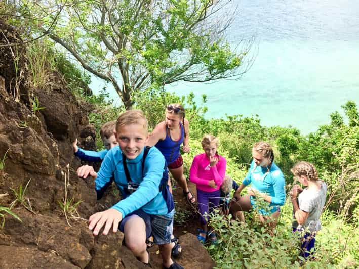 Oahu Mokoliʻi Kayak Rental and SelfGuided Hike GetYourGuide