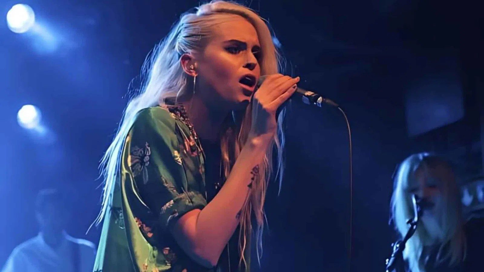 Top 42 White Female R&B Singers of All Time GigWise