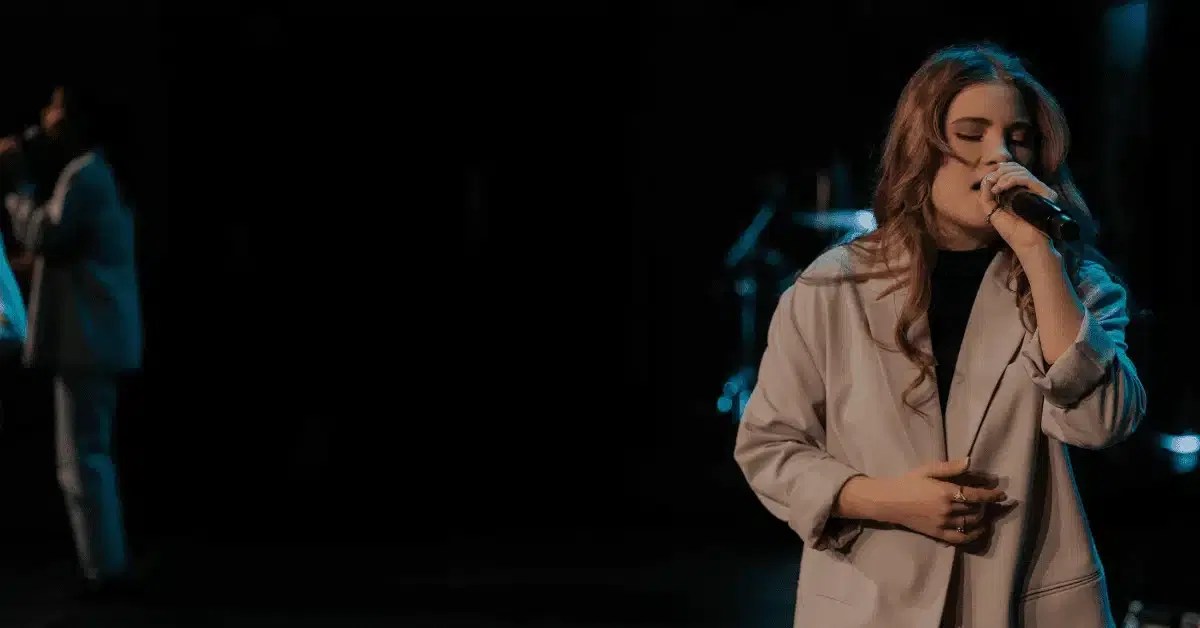 Top 30 Easy Female Christian Songs to Sing GigWise