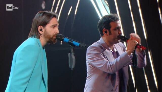 colapesce e dimartino sanremo 2023 Sanremo: Colapesce E Dimartino Cantano Musica Leggerissima (Video!)