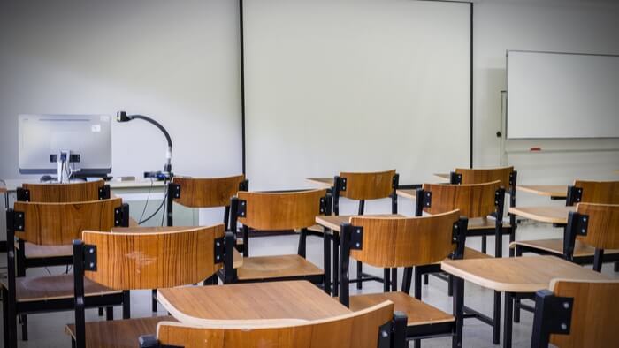 Some Big Districts Start the School Year with Hundreds of Vacant
