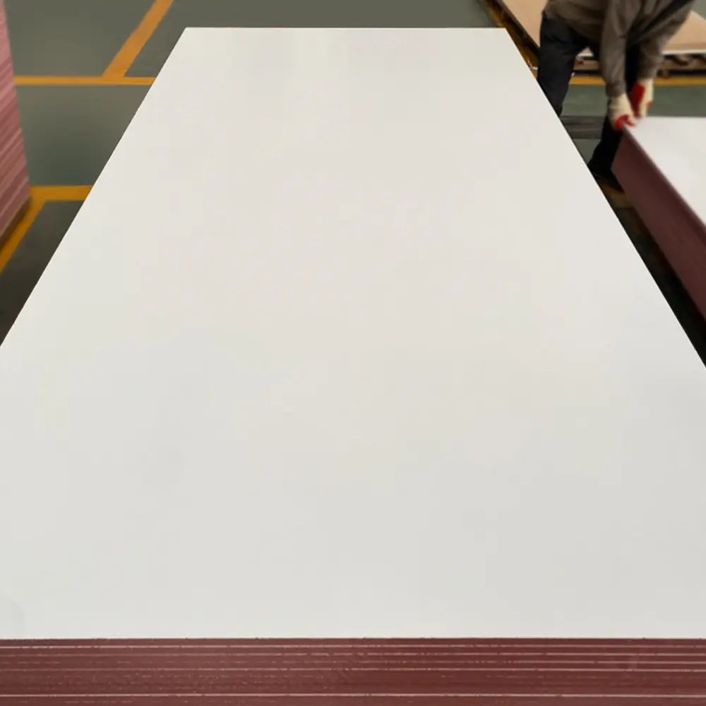 High Quality Fire Resistant Melamine MDF Board for Indoor Decoration
