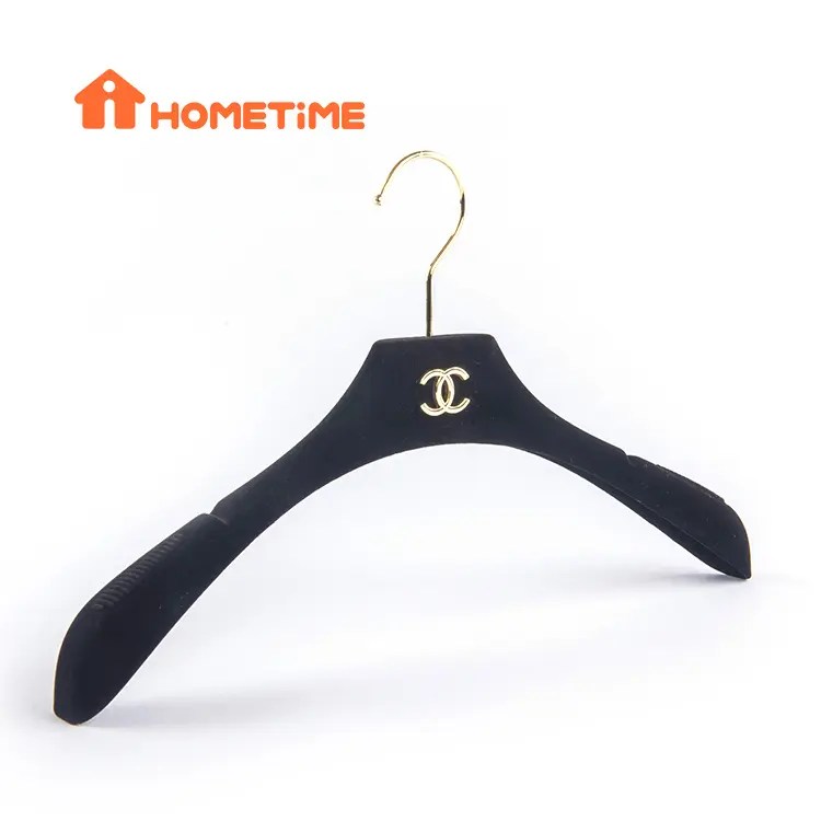 China Plastic Hangers Manufacturer Wholesale Luxury Velvet Coat Hangers