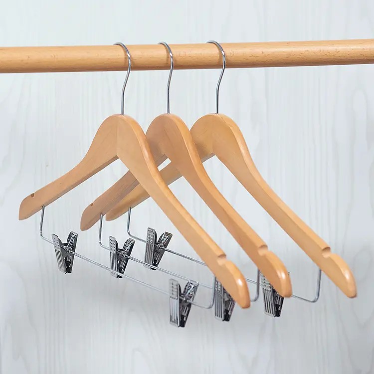 China China Wooden Hangers Factory Cheap Lotus Wood Hanger Hotel Room