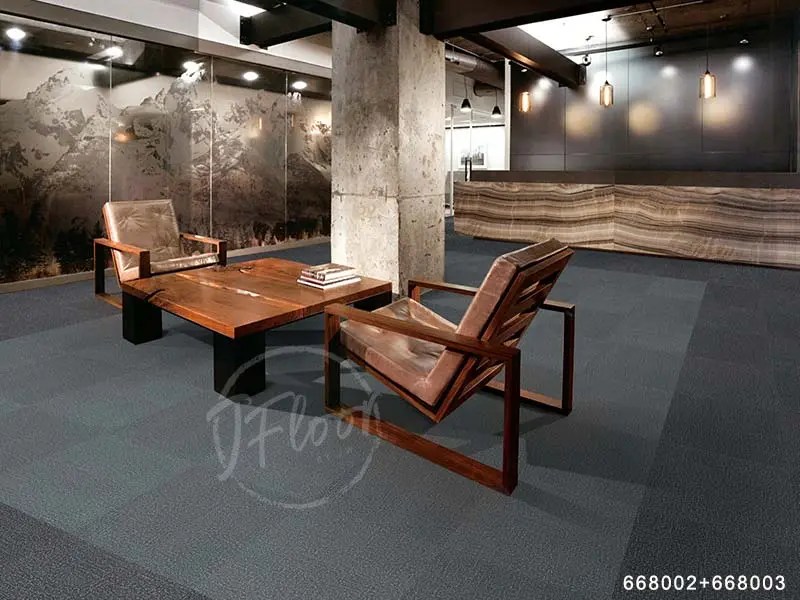 China Newly Arrival Indoor Outdoor Carpet Squares Nylon Flocking with