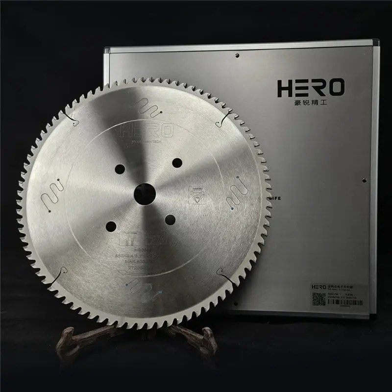 China PCD Saw Blade for Panel Sizing Saw Blade manufacturers and