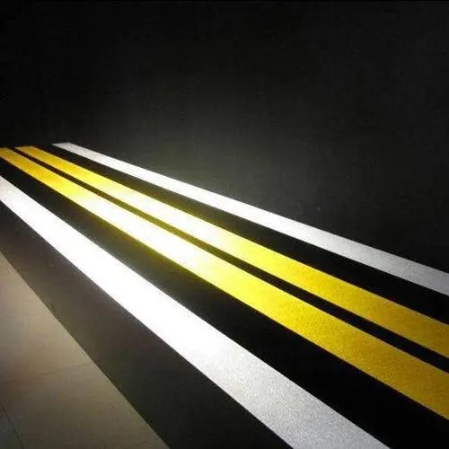 China 1.7nd Glass Beads for Road Marking Manufacture and Factory OLAN