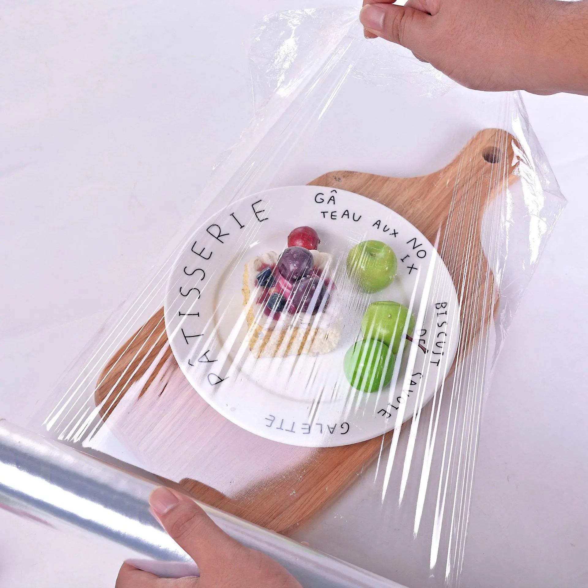 China Plastic Wrap Clothing Manufacturers and Factory, Suppliers OEM