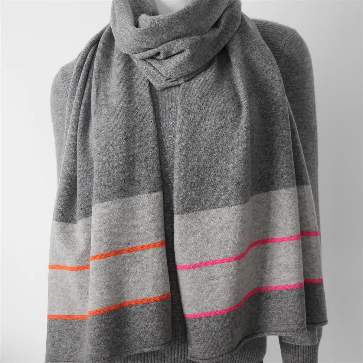 Wholesale Mens Cashmere Scarf Manufacturer and Supplier, Product