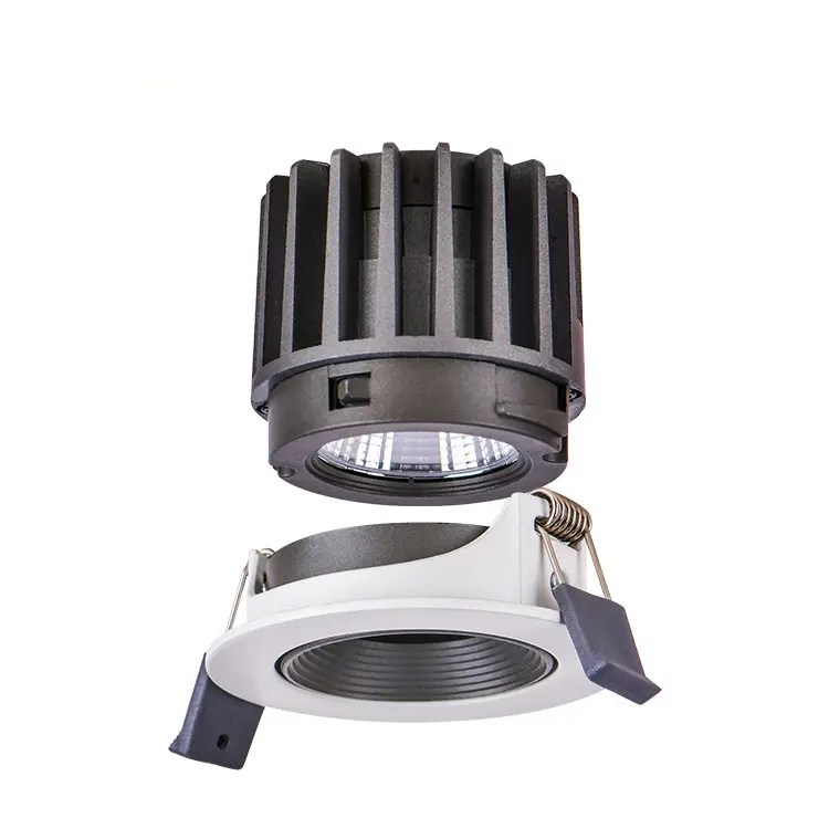 China HOT Diecasting Adjustable Deep Antiglare Design LED COB 6/9/18