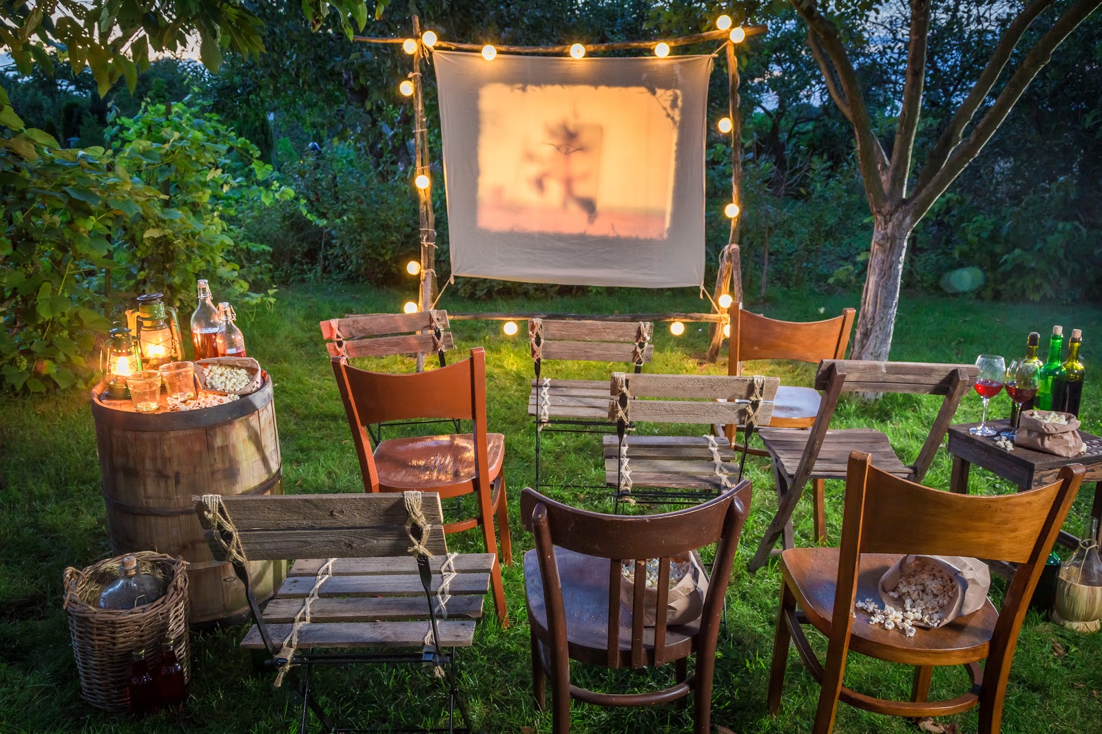 Outdoor Movie Night Party Ideas