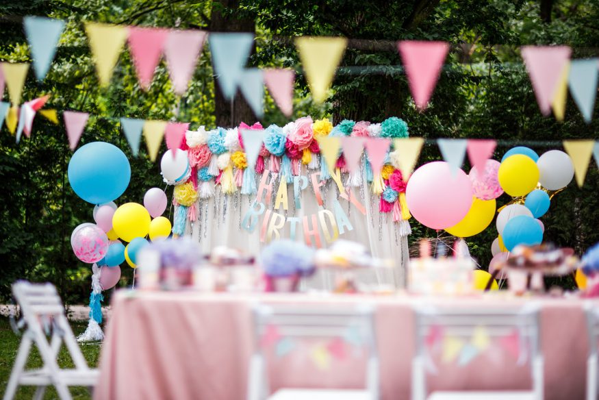 15 Fun Things to Do on Your Birthday, Plus Invitation Inspiration