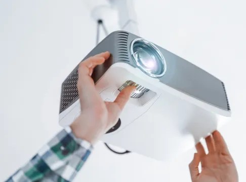 Interactive Projector Solutions | Projector Solutions Dubai | GSIT