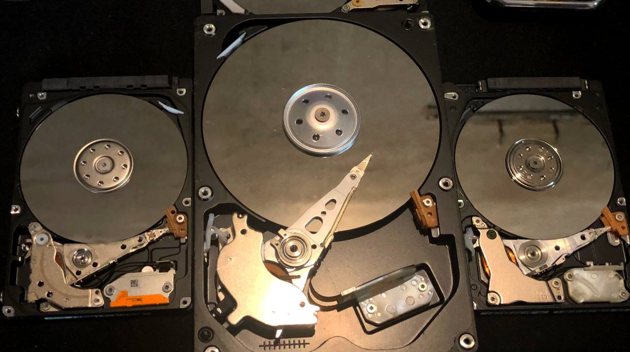 Multiple EFI System Partitions on a single disk