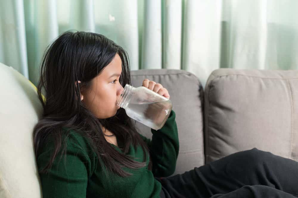 Tips Minum Air Putih Yang Harus Diterapkan Pada Anak 667_X_1000_jpg