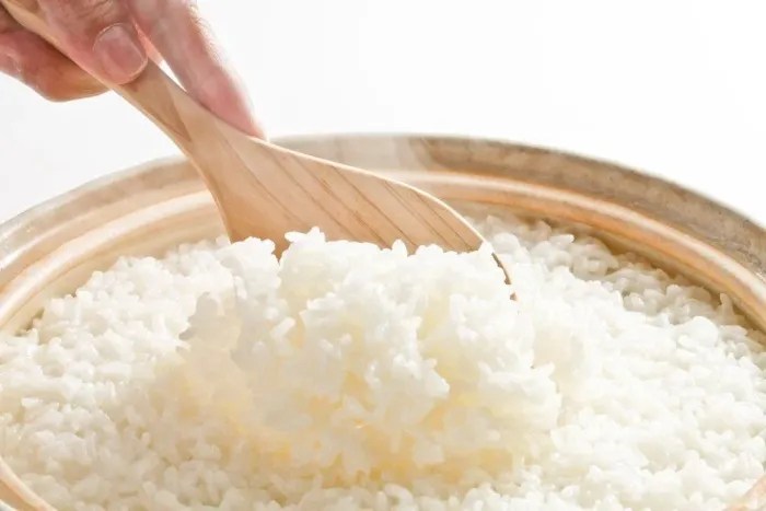 Memanaskan Nasi BerulangUlang Apa Boleh? Ini Jawabannya!