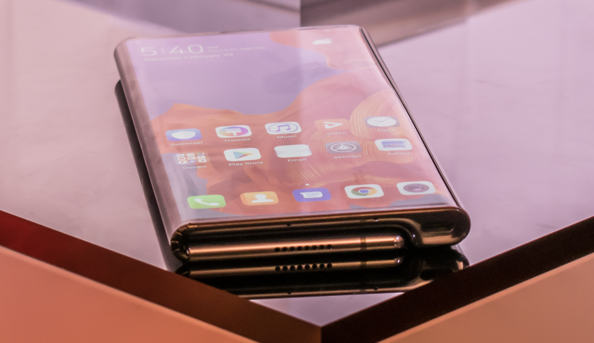 Google is working on a Foldable Pixel Phone but launch is