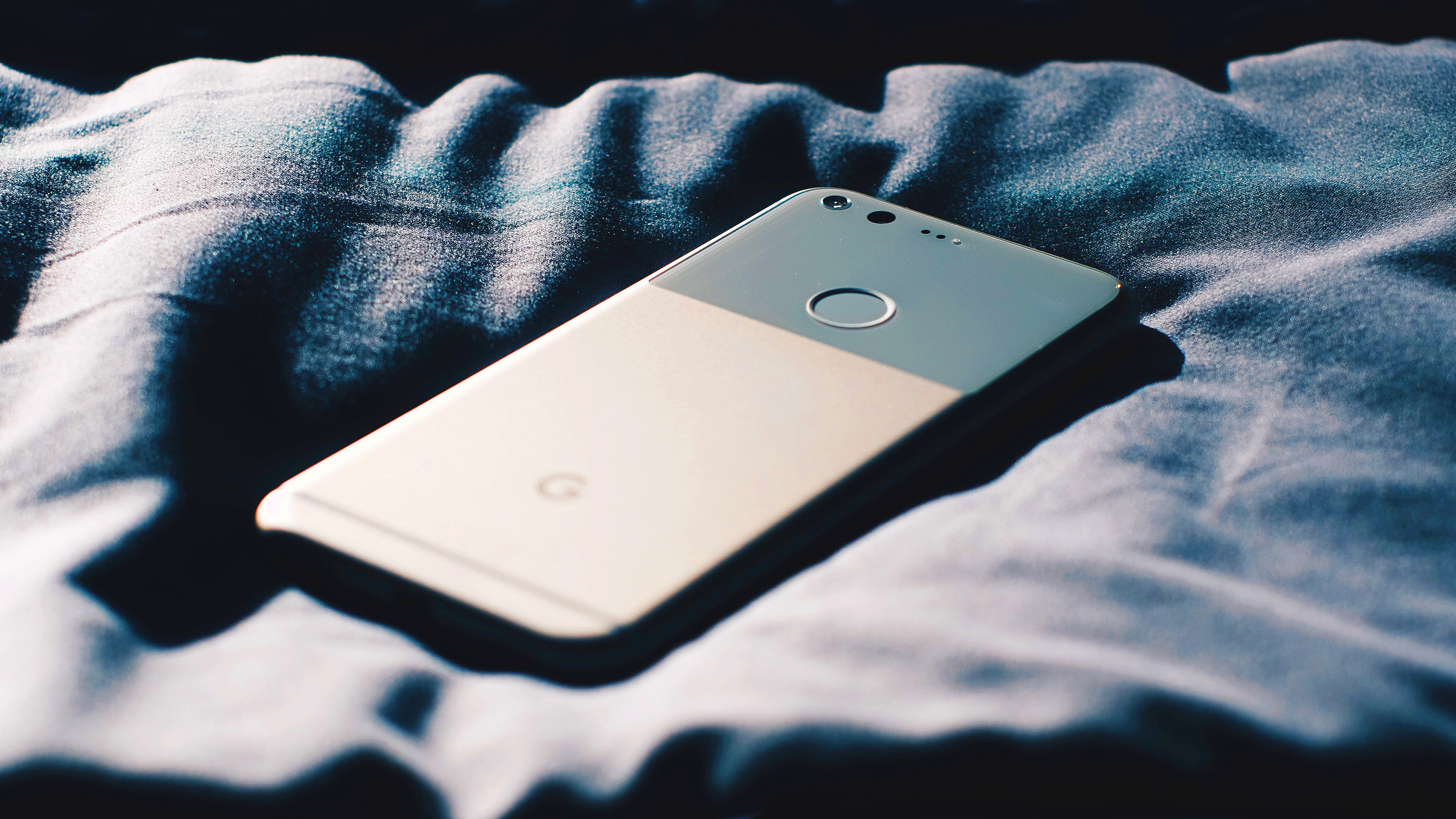 Google is working on a Foldable Pixel Phone but launch is
