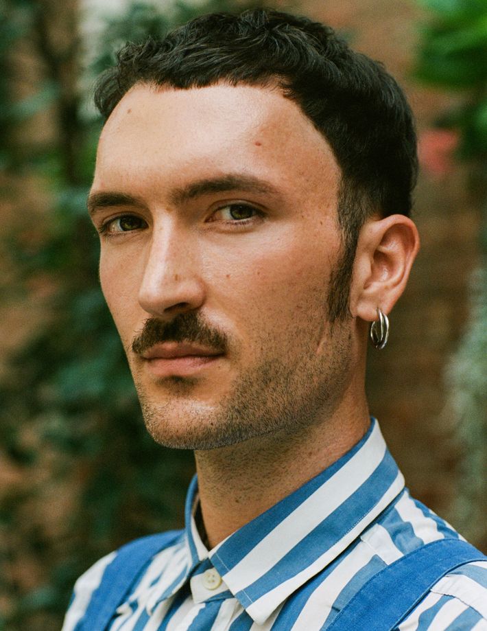 Do Gay Guys Wear One Earring HisKind