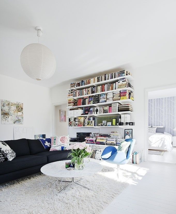 Living Rooms That Sport A Book Collection