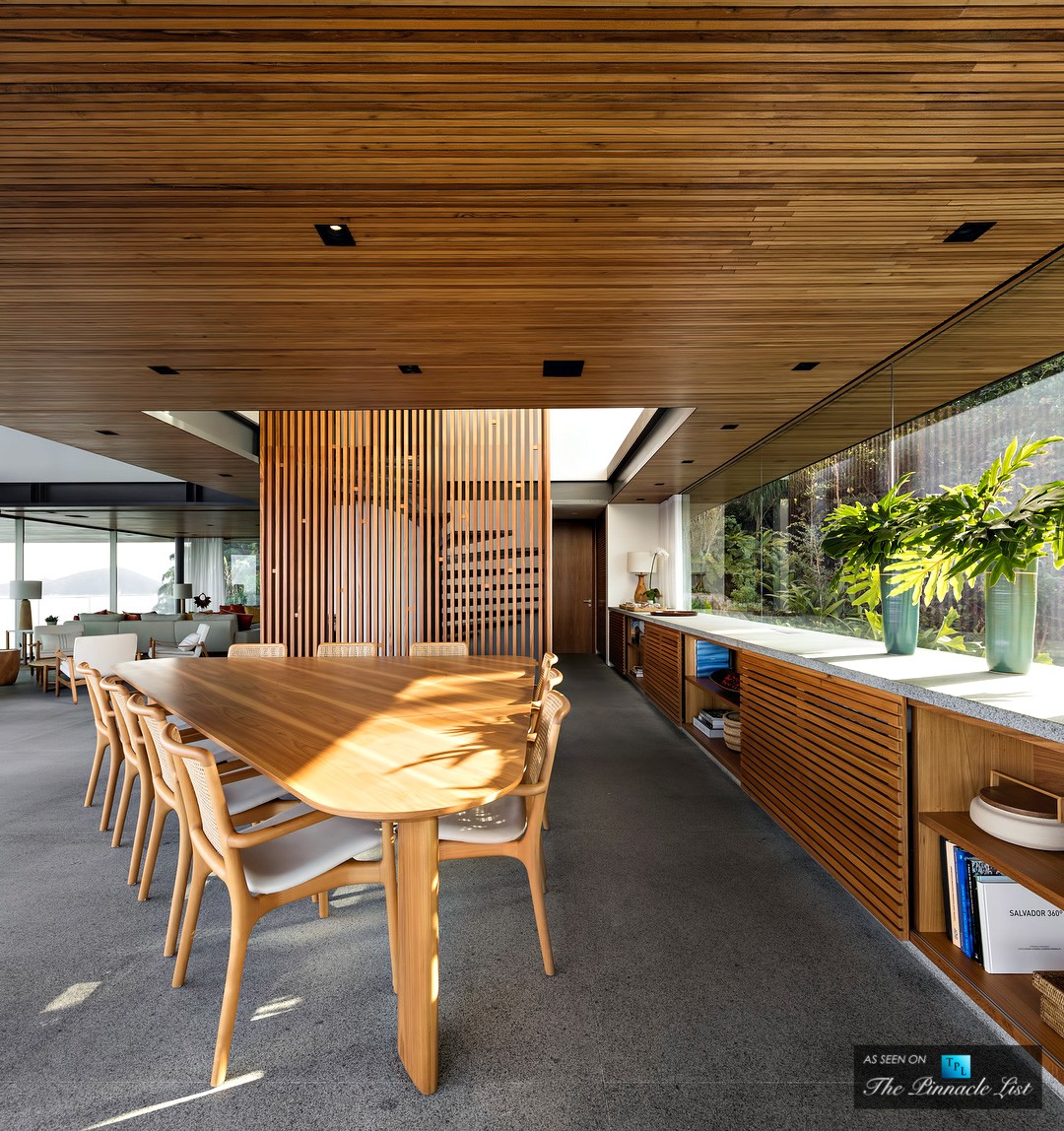 Luxury Cliff Top Residence in São Paulo, Brazil