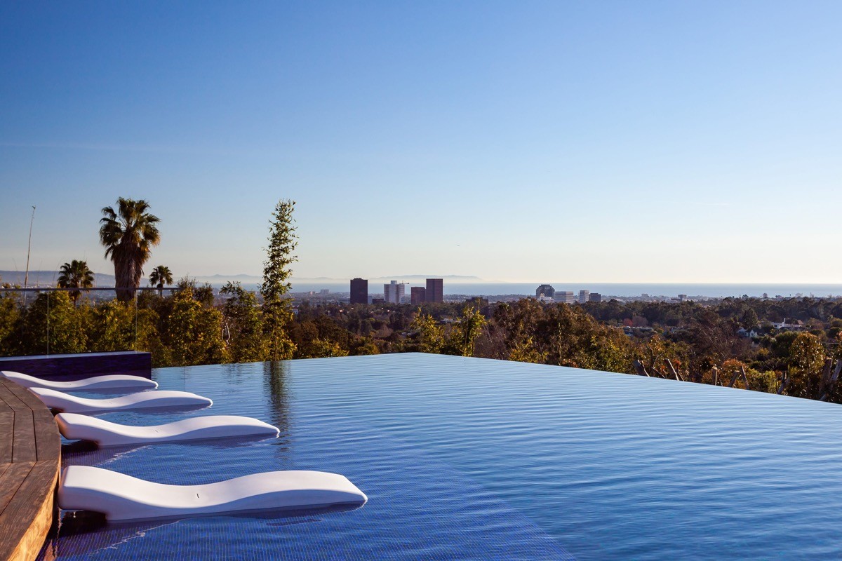 Luxury BelAir Property With Immense Swimming Pool