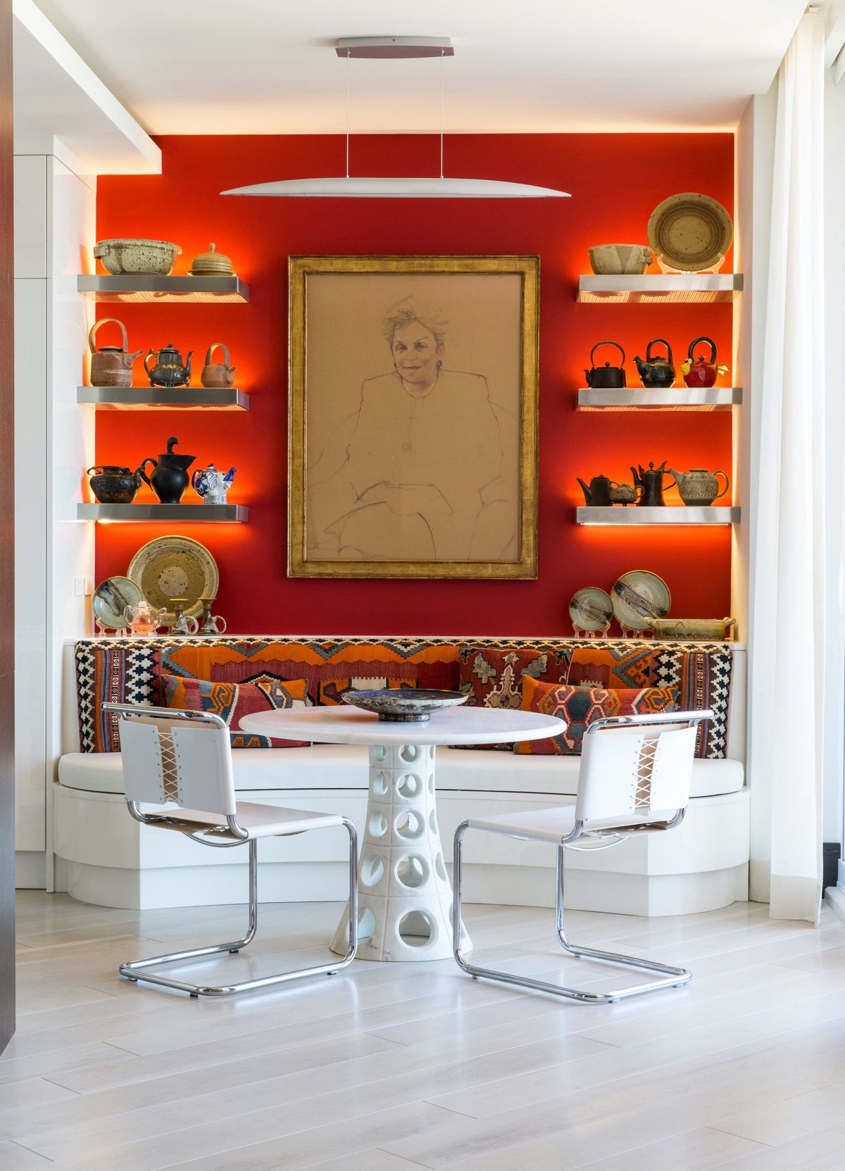 51 Red Dining Rooms With Tips And Accessories To Help You Decorate Yours