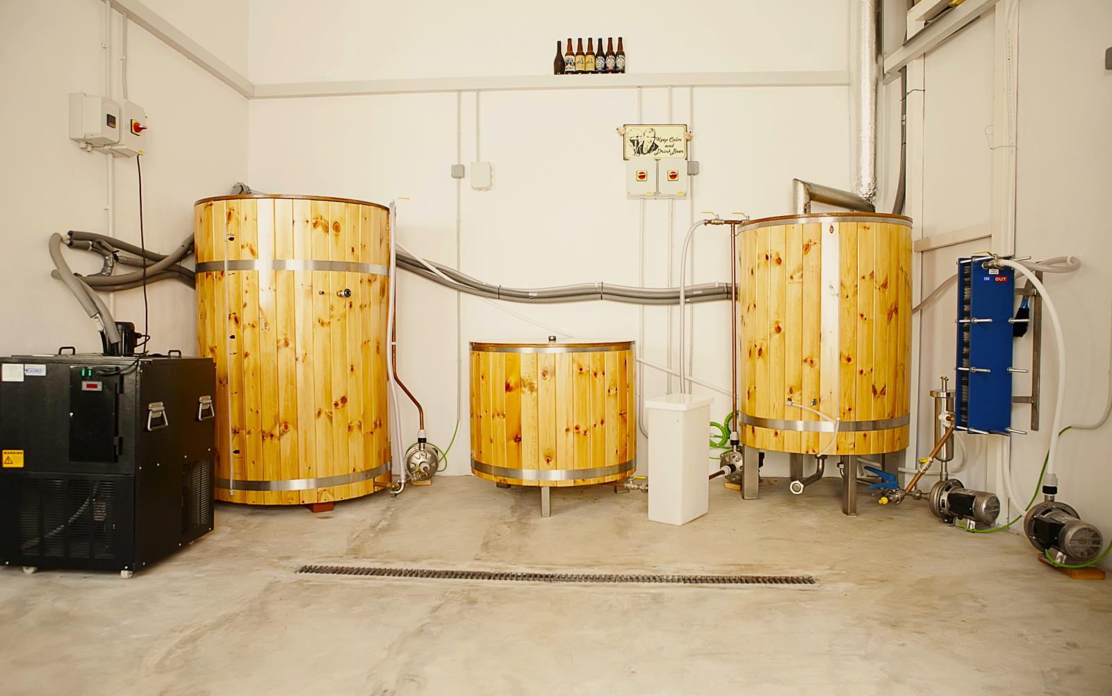 Ideal temp for storing finished beer and secondary fermentation