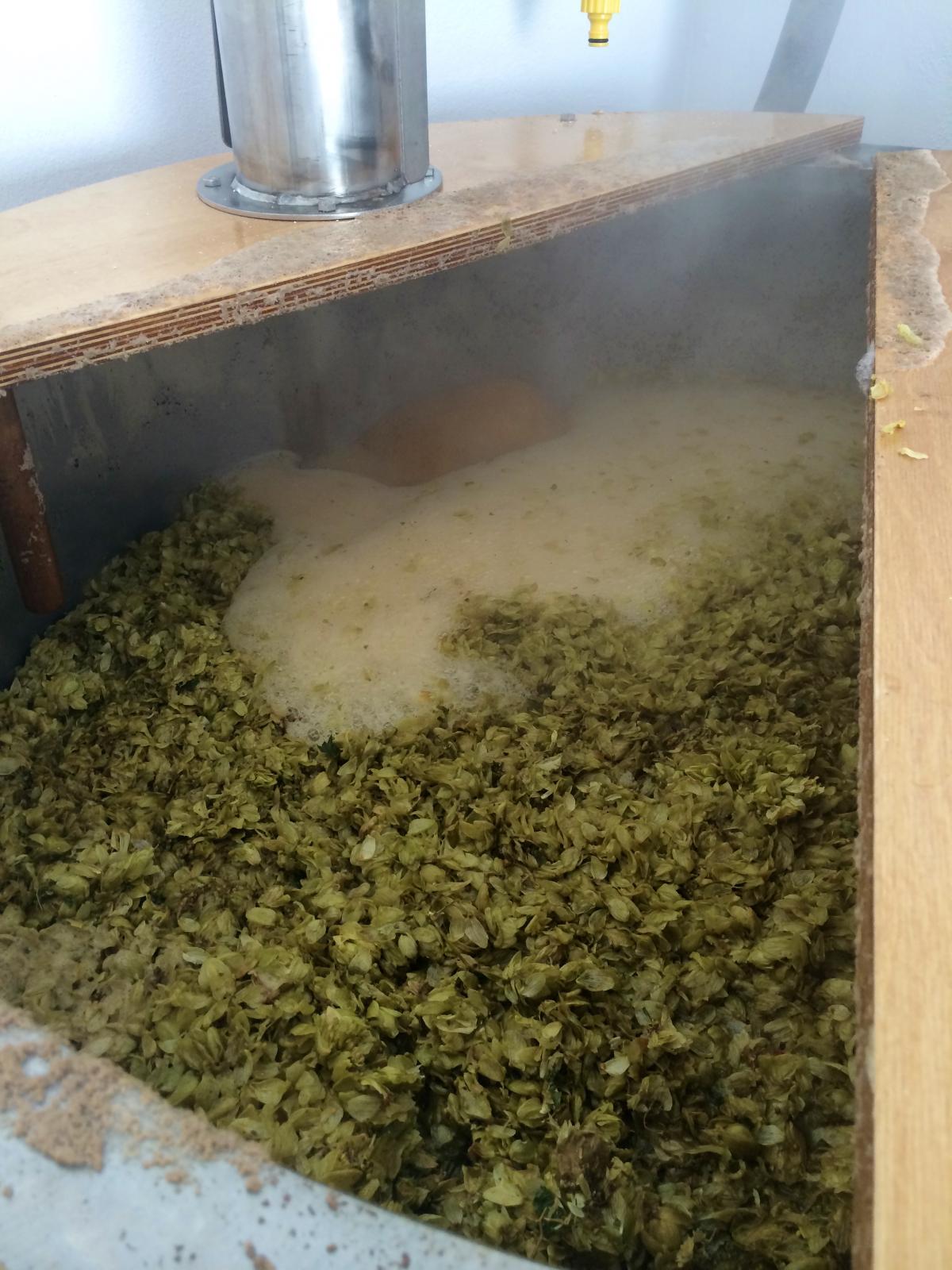 Ideal temp for storing finished beer and secondary fermentation