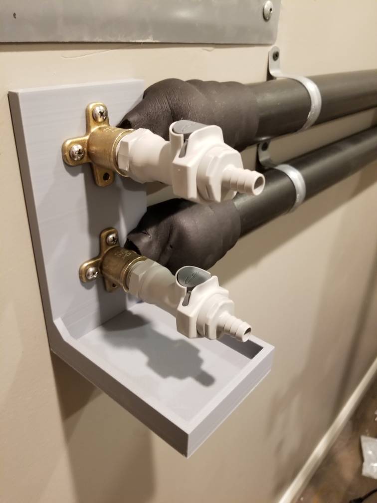 Brewer's Hardware jacketed conical / unitank. Full Review Homebrew